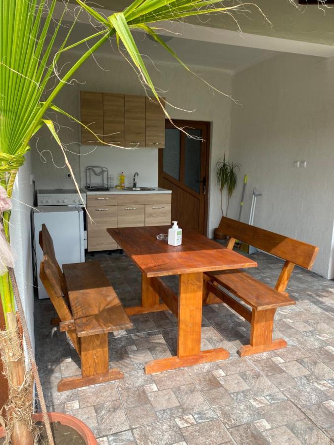 Краси Apartment Krapets  Luaran gambar