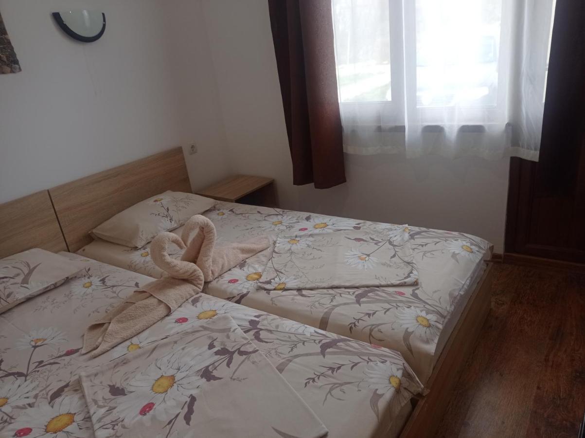 Краси Apartment Krapets  Luaran gambar